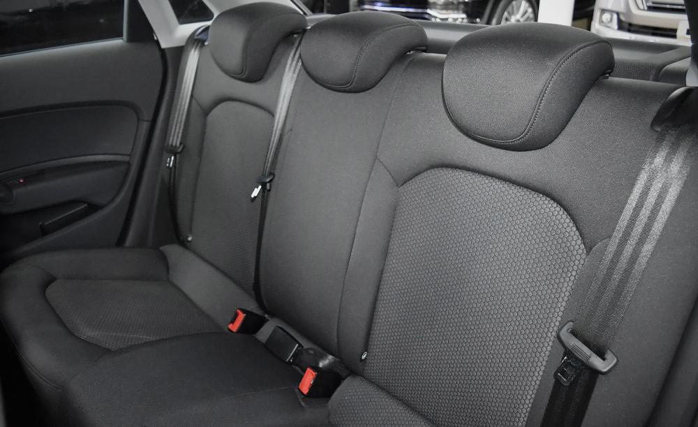 Audi A1 Sportback   2016 - Bán xe Audi A1 Sportback 5 cửa 2016, màu đỏ