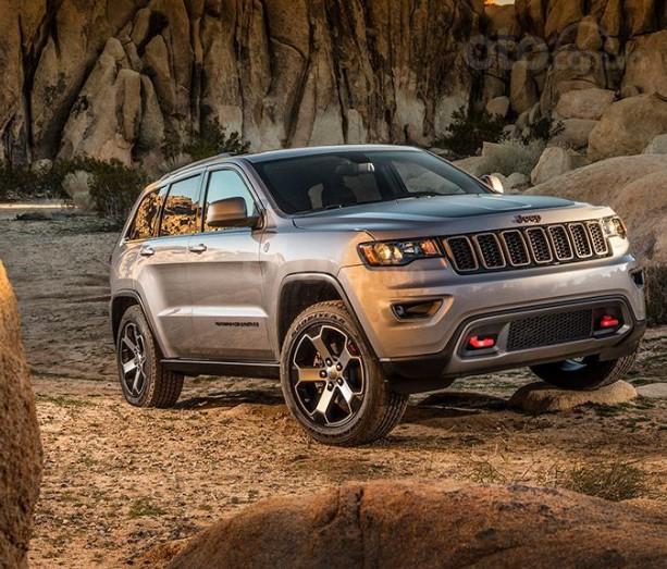 10 mẫu xe crossover 4X4 off-road tốt nhất: Jeep Grand Cherokee 2019.