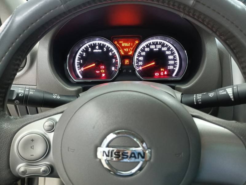 Bán Nissan Sunny 1.5AT sản xuất 2018 như mới