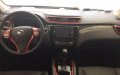Nissan X trail   2017 - Bán ô tô Nissan X trail đời 2017, màu đỏ, giá 933tr